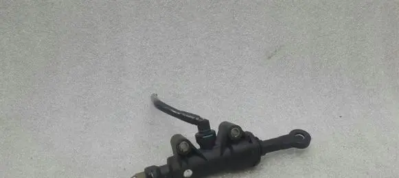 Porsche Boxster 986 Clutch master cylinder 99642317108