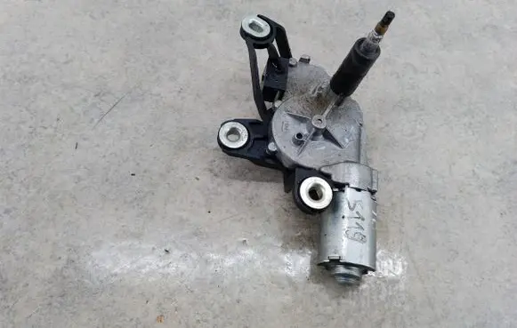 Volkswagen Touran I Rear window wiper motor 1T0955711D