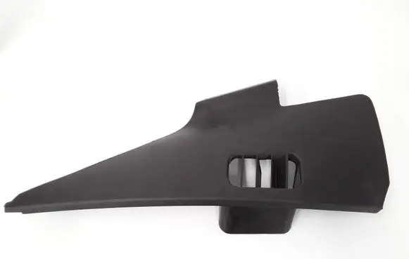 Foot area side trim