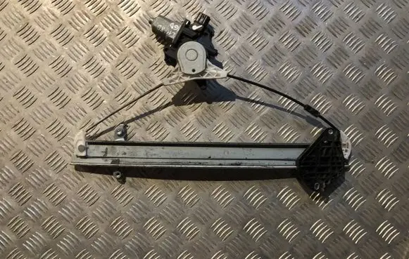 Subaru Legacy Rear window lifting mechanism without motor