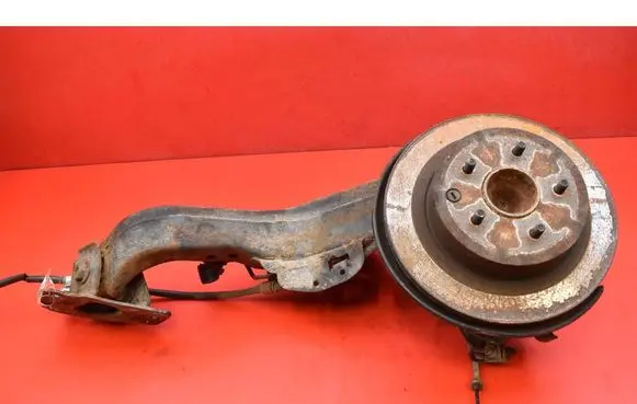 Nissan Qashqai Front wheel hub spindle knuckle