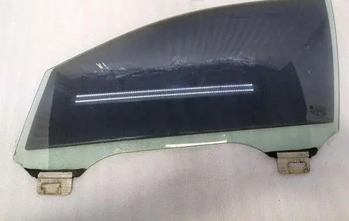 Cadillac STS Front door window glass four-door 25948829