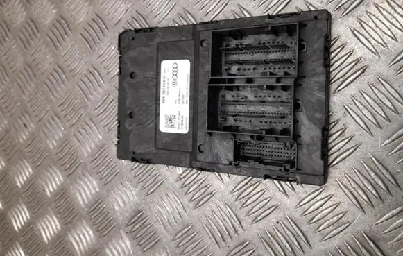 Audi A5 8T 8F Comfort/convenience module 8W0907063CF