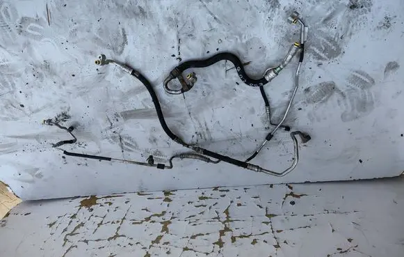 BMW 3 E92 E93 Air conditioning (A/C) pipe/hose 