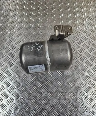 Mercedes-Benz GLE (W166 - C292) Air suspension tank/reservoir A1663200015 P02056 GS005