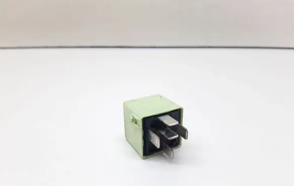 BMW X3 E83 Other relay 8373700 61368373700