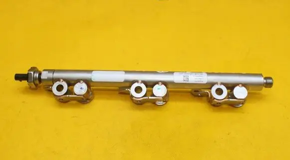 Ford Explorer Fuel main line pipe