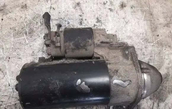 Mercedes-Benz A W168 Starter motor 0051511601 A0051511601