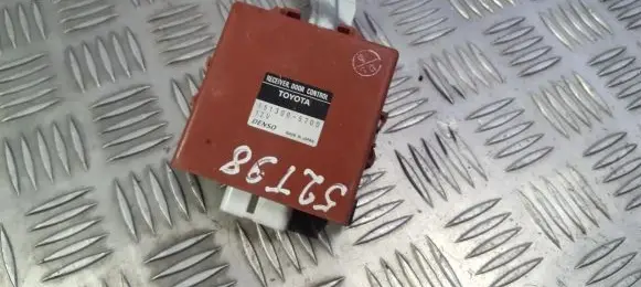 Toyota Corolla E110 Door control unit/module 1513005700 151300-5700