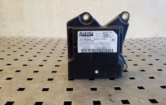 Citroen C4 Grand Picasso Airbag control unit/module 9676399880