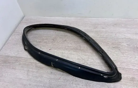 Porsche Macan (95B) Under headlight/headlamp trim 7600120199 95B941323B 95B941323E
