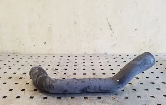 Volvo XC90 Engine coolant pipe/hose