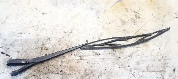 Opel Zafira A Front wiper blade arm
