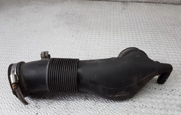 Opel Zafira A Air intake duct part 9158710