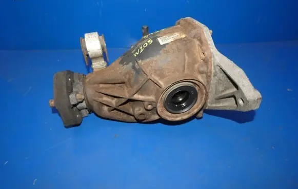 Mercedes-Benz C W205 Rear differential A2053503503 38384602 265