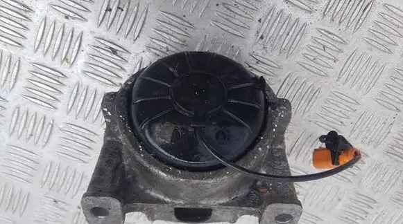 Audi Q5 SQ5 Engine mount bracket 8R0199381
