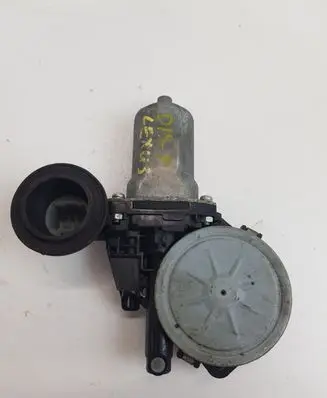 Lexus IS 220D-250-350 Front door window regulator motor 8571058010 0620401760