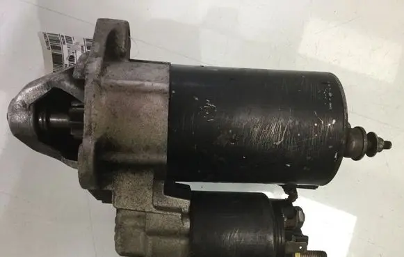 Audi A4 S4 B5 8D Starter motor 058911023B