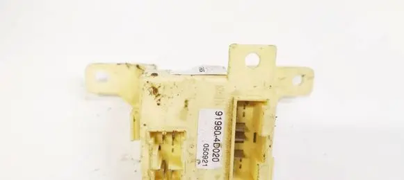 KIA Carnival Fuse box set 919804D010 91980-4D010