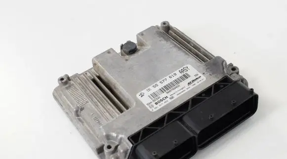 Opel Insignia A Engine control unit/module 