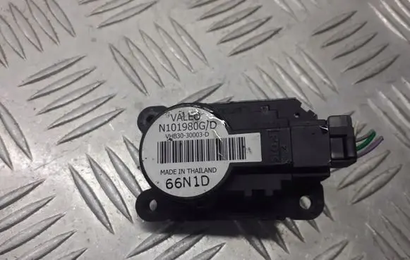 Renault Scenic II - Grand scenic II A/C air flow flap actuator/motor N101980G