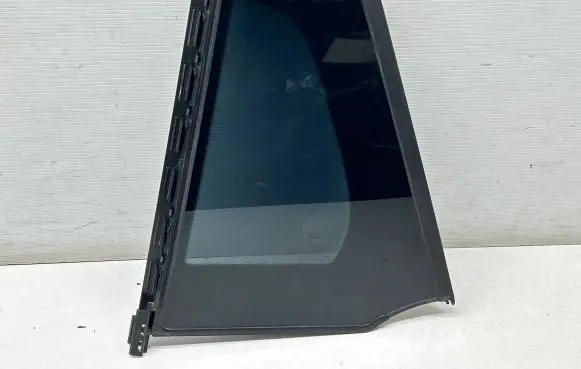 Mercedes-Benz EQC Rear vent window glass 43R00049 E000255 DOT24M25AS2