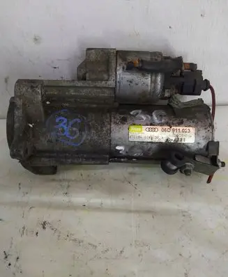 Audi A4 S4 B7 8E 8H Starter motor 06D911023