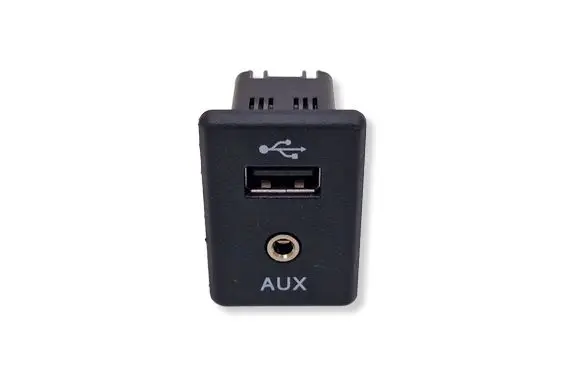 Nissan Qashqai AUX in-socket connector 795405004 500441070897