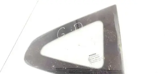Nissan Qashqai Rear side window AS2