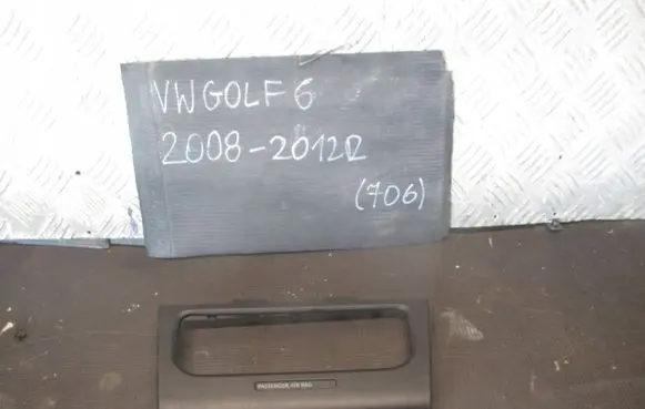 Volkswagen Golf VI Climate control/heater control trim 