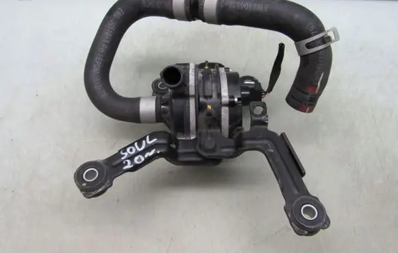 KIA Soul Electric auxiliary coolant/water pump 375W5K4000