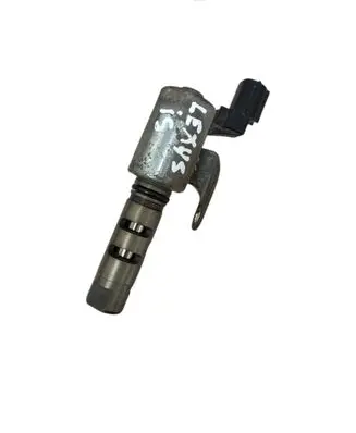 Lexus IS 200-300 Valve oil control 