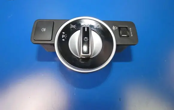 Mercedes-Benz A W176 Light switch A2129050651 10091532