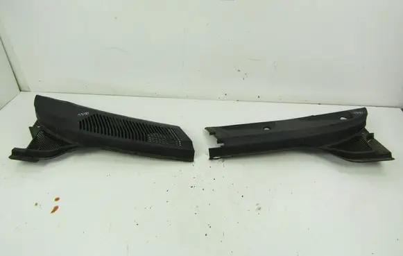 Renault Scenic I Wiper trim 