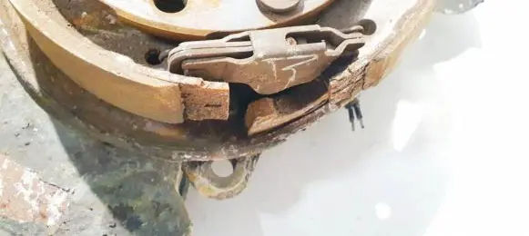 Audi Q7 4L Handbrake/parking brake pads 