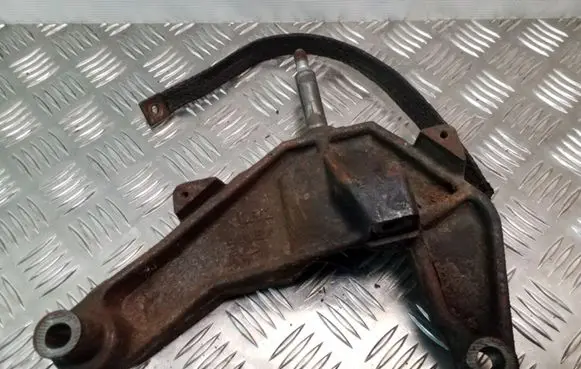 Opel Movano A Engine mounting bracket 8200034578