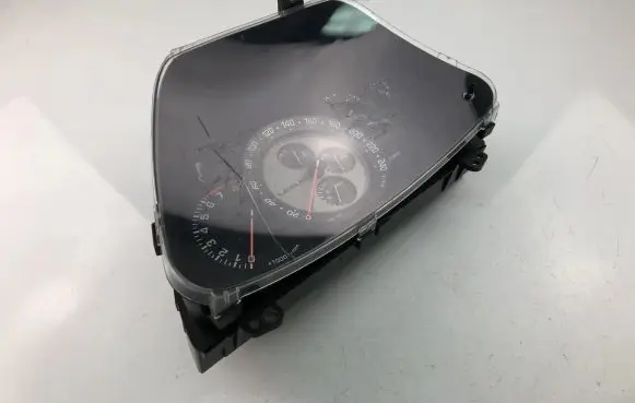 Lexus IS 200-300 Speedometer (instrument cluster) 8380053080