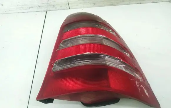 Mercedes-Benz C W203 Rear/tail lights 153538