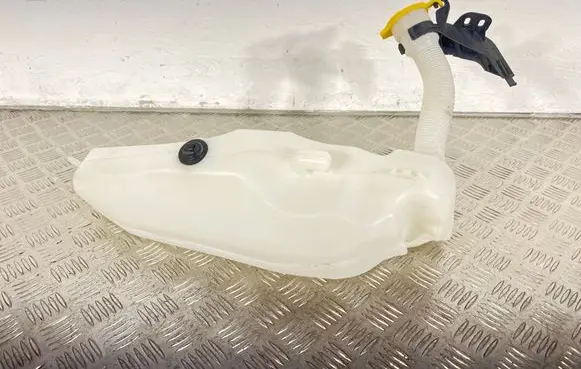 Jeep Avenger Windshield washer fluid reservoir/tank 52170132