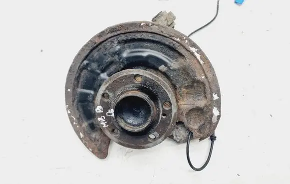 Mercedes-Benz B W246 W242 Rear wheel hub