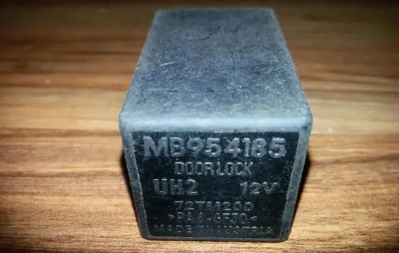 Volvo S40, V40 Other relay 72TM200 MB954185
