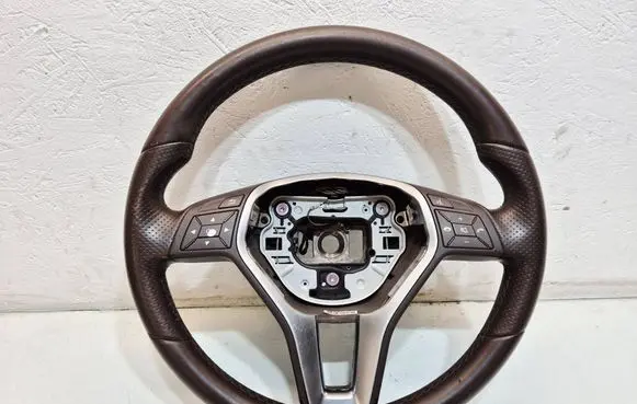 Mercedes-Benz C W204 Steering wheel 3068639 A18460518