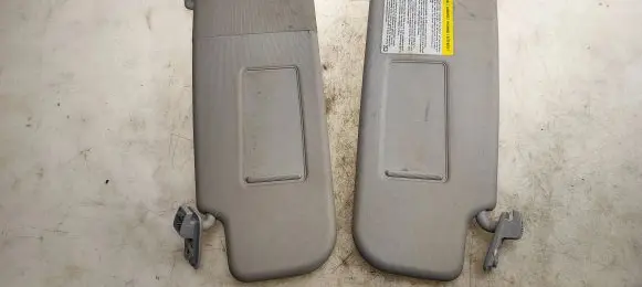 Volkswagen PASSAT B6 Sun visor
