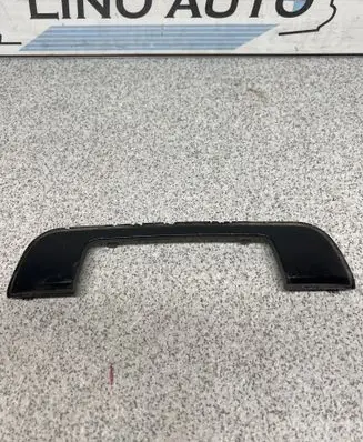 BMW 5 E34 Front door handle cover 1960930