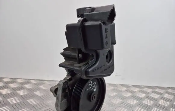Mercedes-Benz ML W164 Power steering pump 0054662201 LH2113597