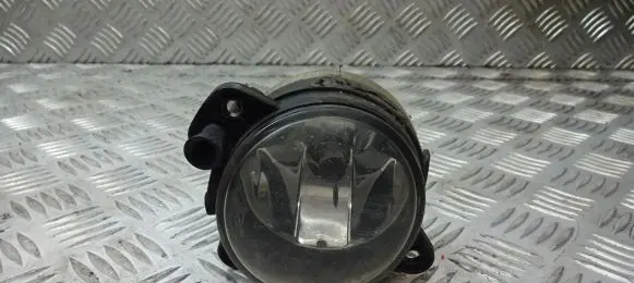 Volkswagen Polo IV 9N3 Non-factory (optional) fog light 