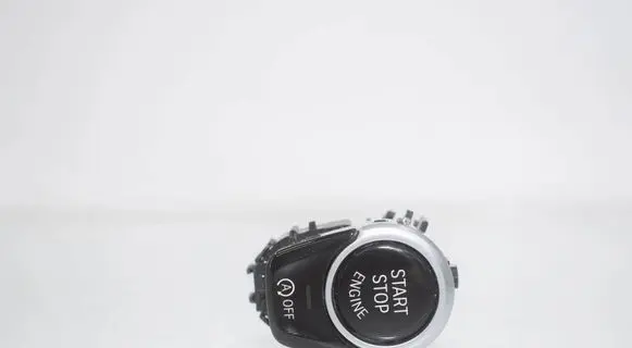 BMW 5 G30 G31 G38 Engine start stop button switch 6835087 61316835087