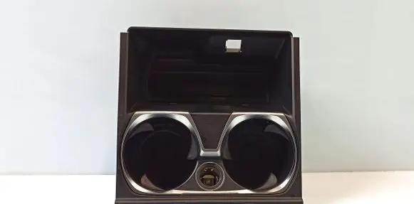 Cup holder front