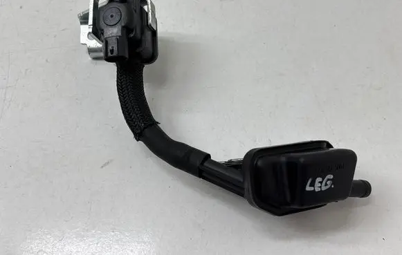 Subaru Legacy VII Valve vacuum 16131AA100 1362007610 22627AA560