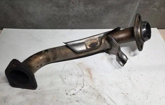 Honda CR-V Exhaust gas pipe 